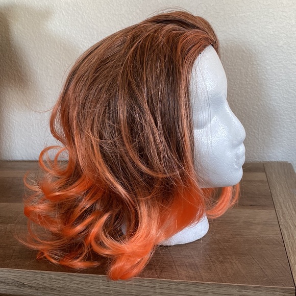 100% Kanekalon Hair by Magic Touch Collection: Layered Cut Flip 🌵 TIB/Orange - Picture 12 of 14